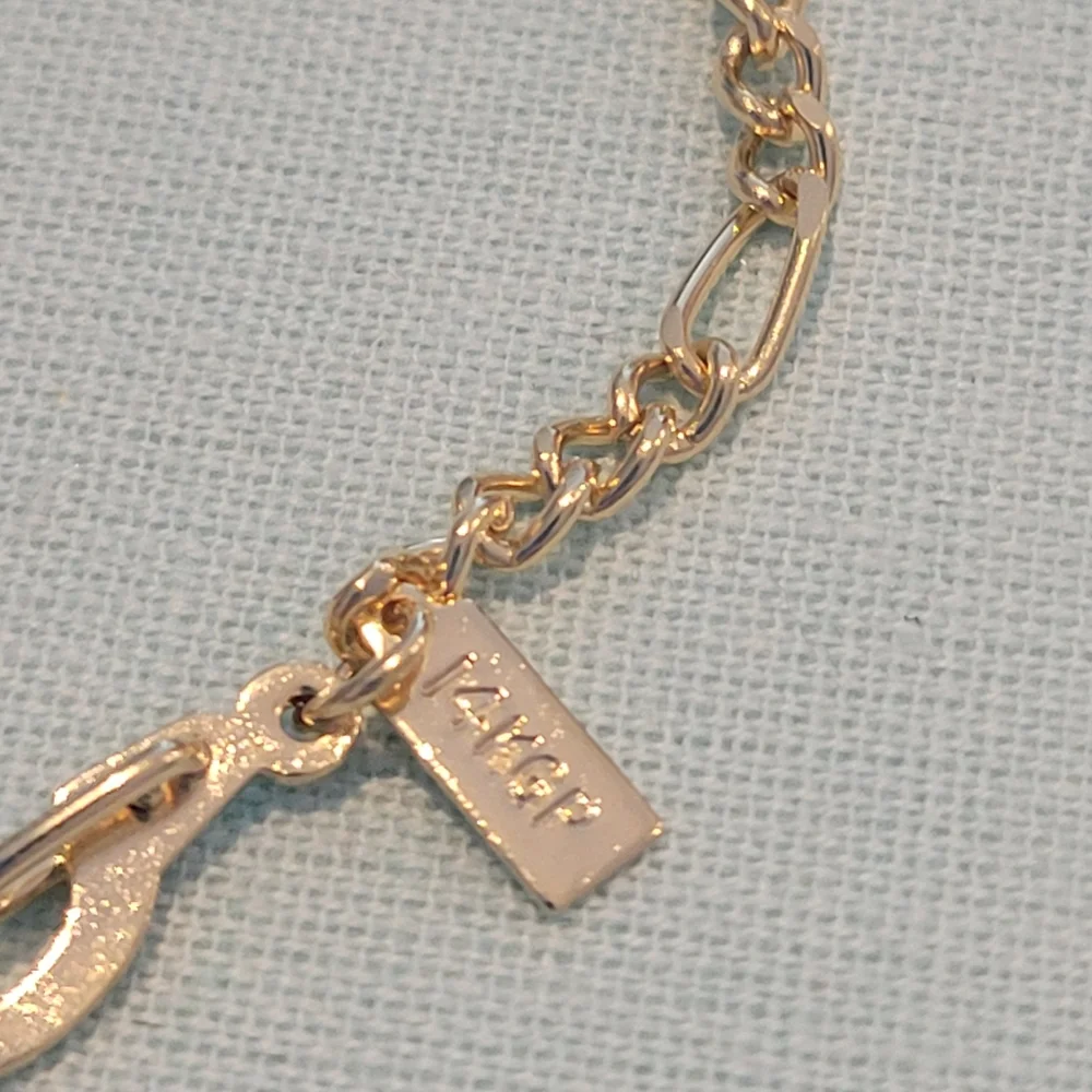 VERY DENTY, 14K GOLD PLATED BRACELET 7. 1/ 2 INCHES - Picture 2 of 3